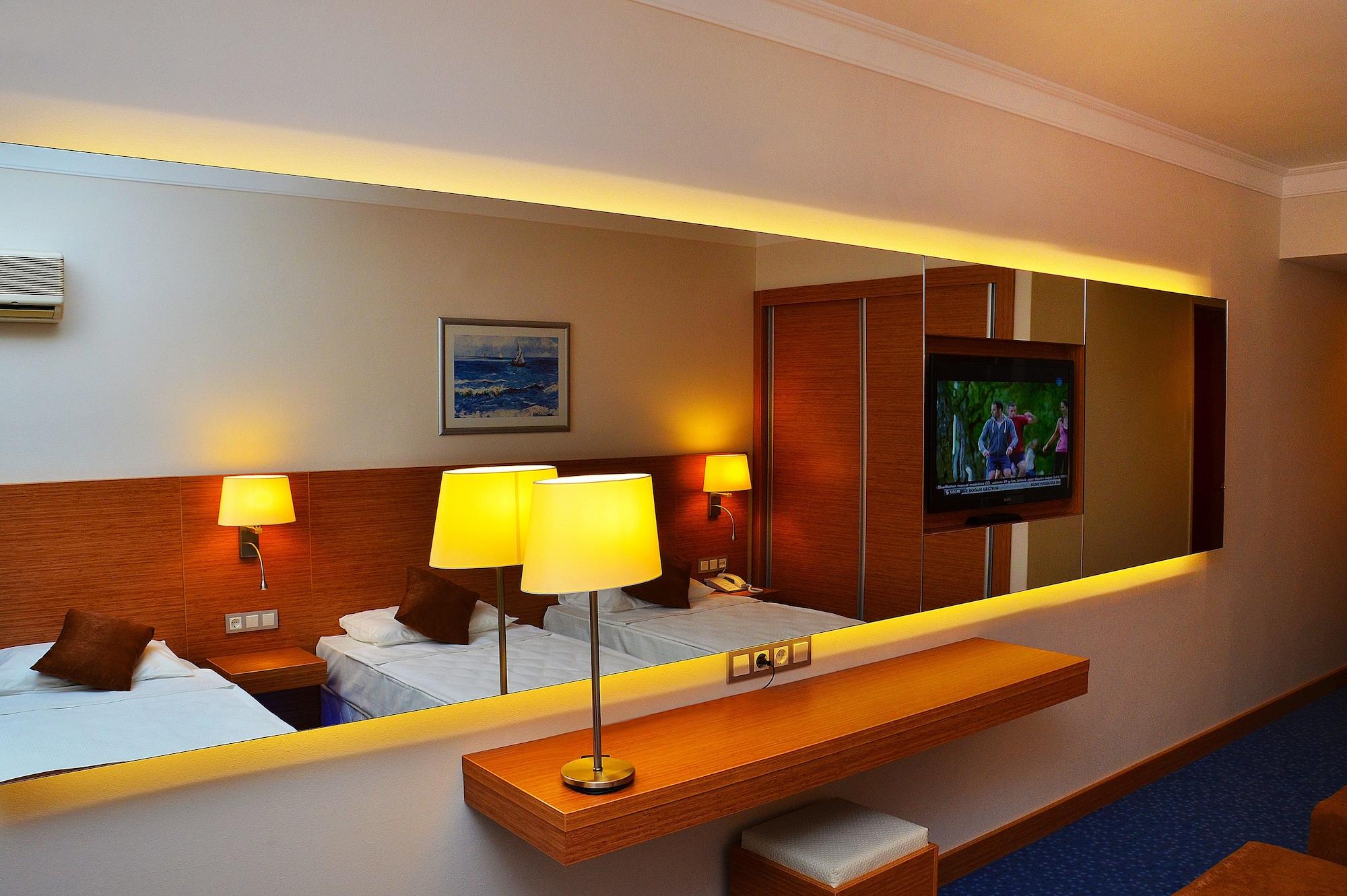 Hotel Grand Efe (Adults Only) Ozdere Exterior photo